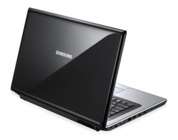 Samsung R520-XS03